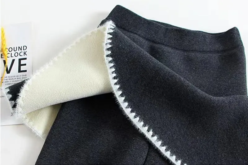 Elise Plush Skirt Leggings