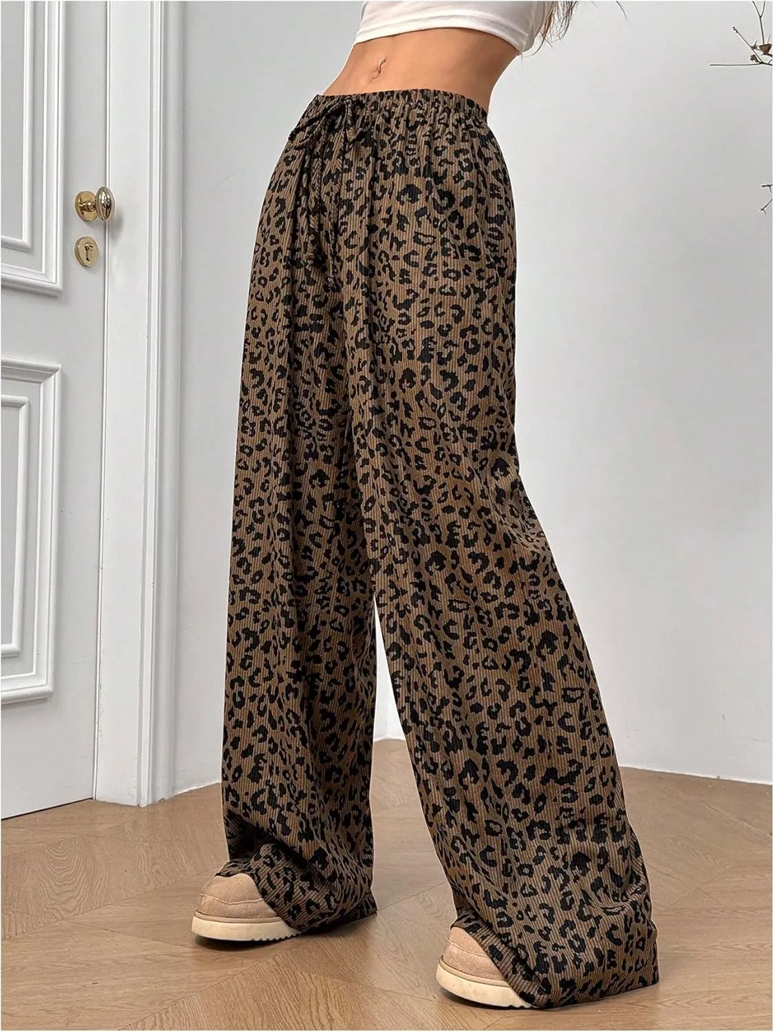 OYOANGLE Women's Leopard Print Long Pants Drawstring Elastic High Waist Wide Leg Loose Trousers Streetwear