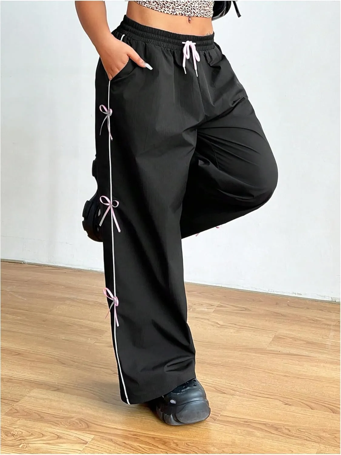 OYOANGLE Women's Plus Size Bow Decor Drawstring Waist Pants Wide Leg Street Casual Long Trousers