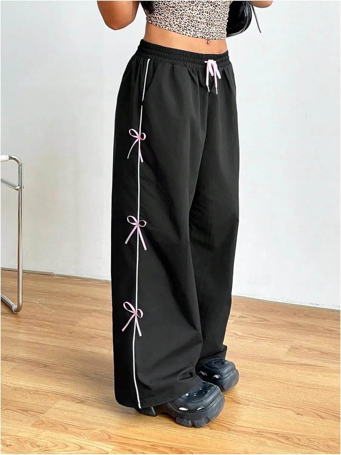 OYOANGLE Women's Plus Size Bow Decor Drawstring Waist Pants Wide Leg Street Casual Long Trousers