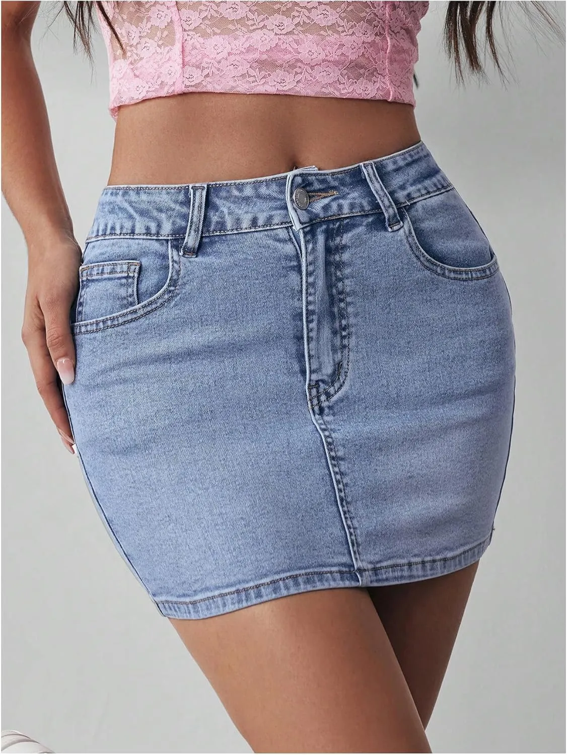 WDIRARA Women's High Waist Mini Denim Skirts Casual Bodycon Jean Skirt with Pockets