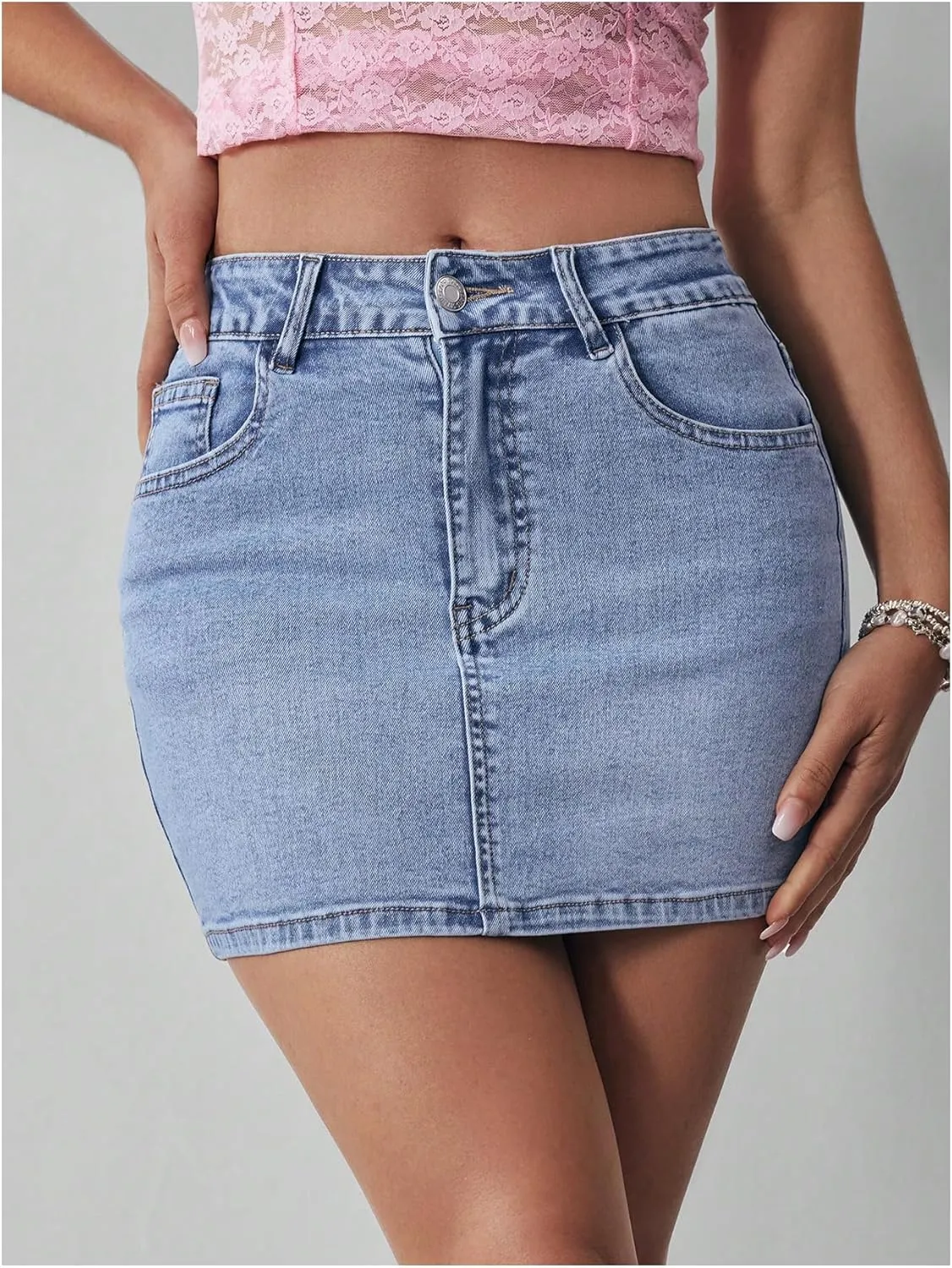 WDIRARA Women's High Waist Mini Denim Skirts Casual Bodycon Jean Skirt with Pockets